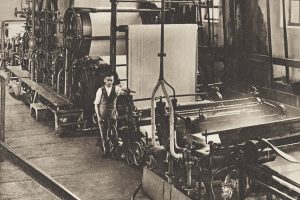 Maszyna papiernicza firmy Escher Wyss z 1872 r., źródło: Die Chronik der Feldmühle Stettin, 1935